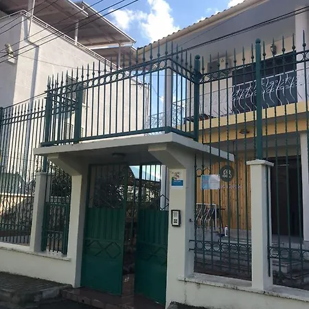Homestay Tirana City Rooms *