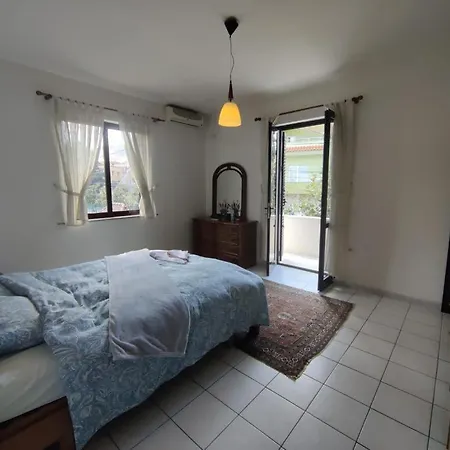 Tirana City Rooms *