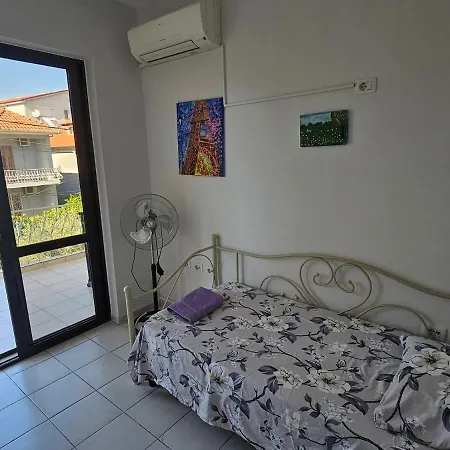Tirana City Rooms *